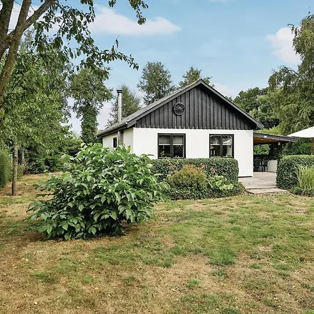 Holiday home Beautiful In Sydals With Kitchen Skovbyballe